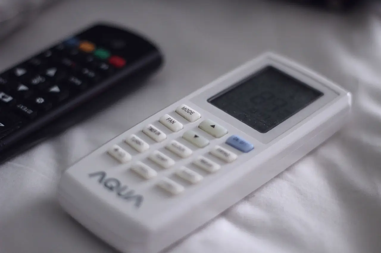 remote control, remote, electronic